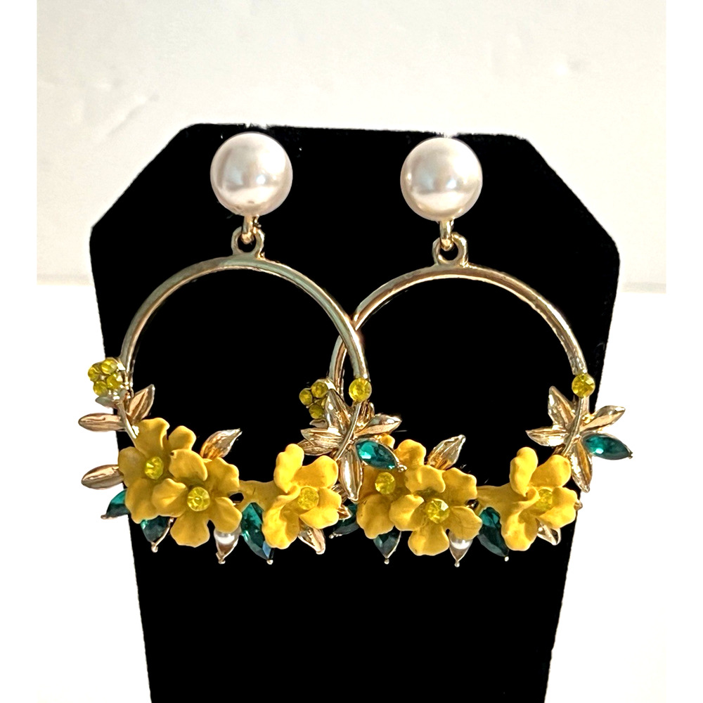 Betsey Johnson Earrings Yellow Flowers Faux Pearl Rhinestone Dangle Drop